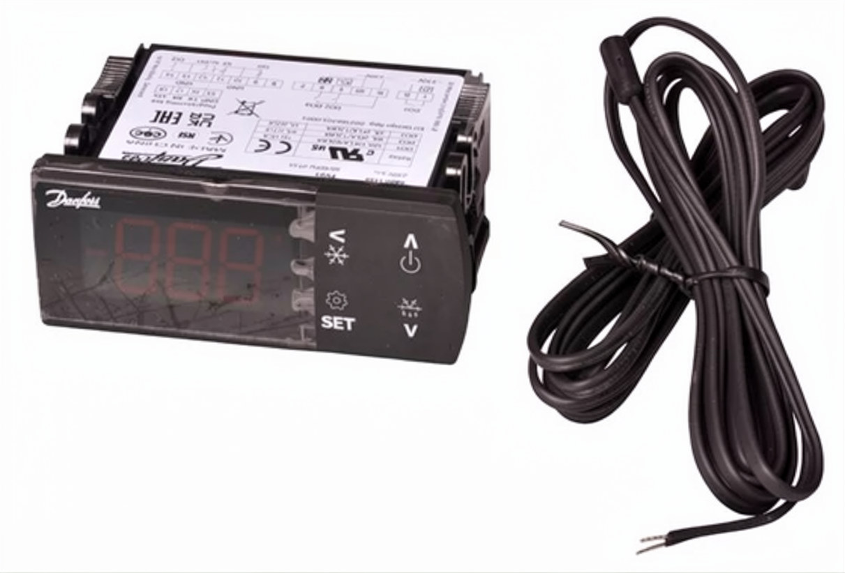Frequenzumrichter, Digitaldisplay, Netzteil, Hutschiene, Anschlusskabel