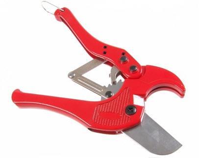 Tagliatubi per tubi in PVC fino a 42 mm