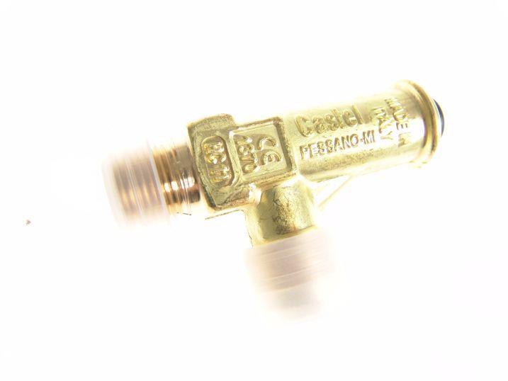 Zawór bezpieczeństwa Castel 3060/34C280, 3/8" NPT - 1/2" SAE, 28 barów