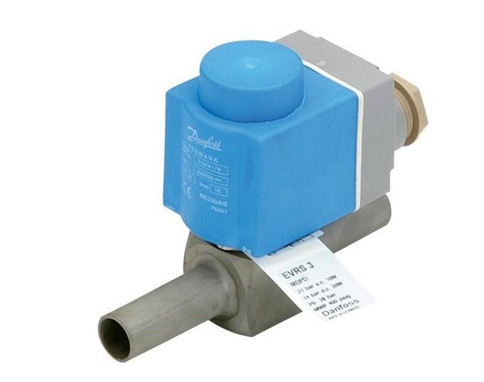 Ventil, Solenoidventil, blauer Aktuator, PVC-Rohr, Industrie-Schellung