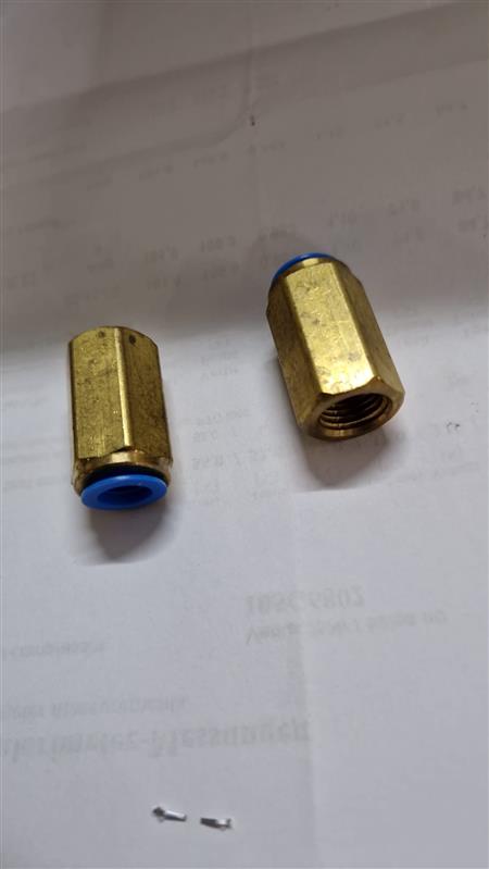 BOUTON DE RACCORDEMENT 1/4 "SAE x 1/4 "NPT