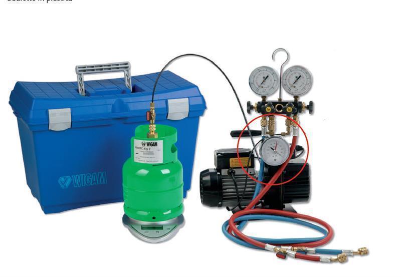 Vacuum and charging system set, connections 1/4 "SAE with refrigerant scale without refrigerant bottle WIGAM K-PGTB-A6