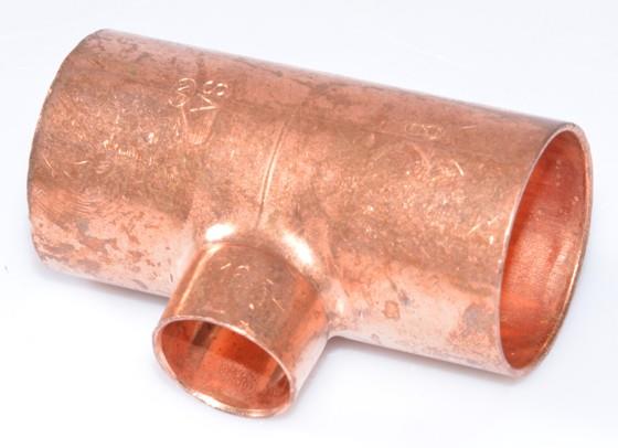 La T de cobre reduce i / i / i 28-16-28 mm, 5130