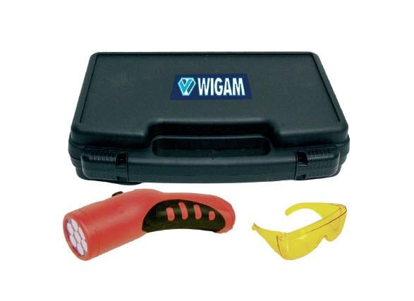 UV leak detection lamp with 4 AA batteries WIGAM 413070